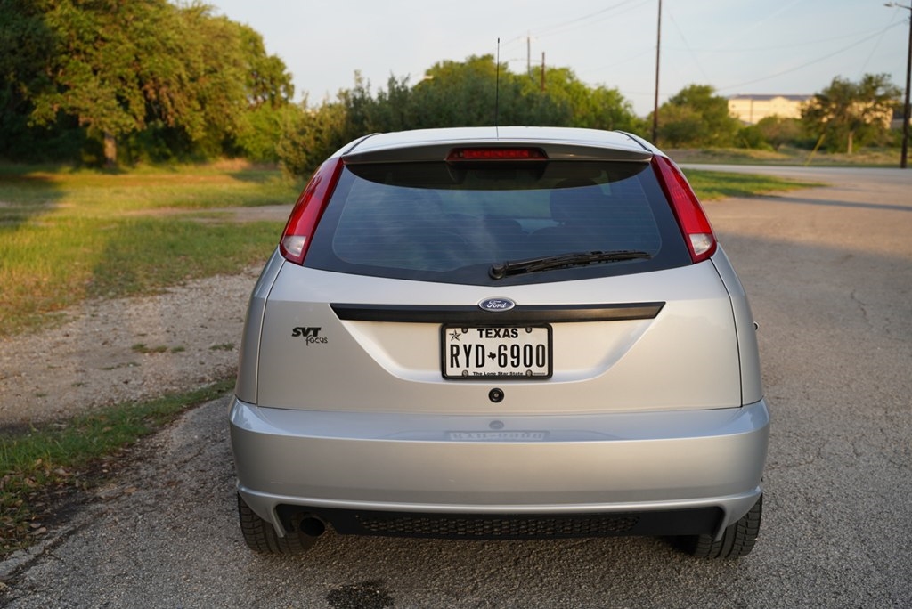 Ford Focus ZX3 SVT 2002