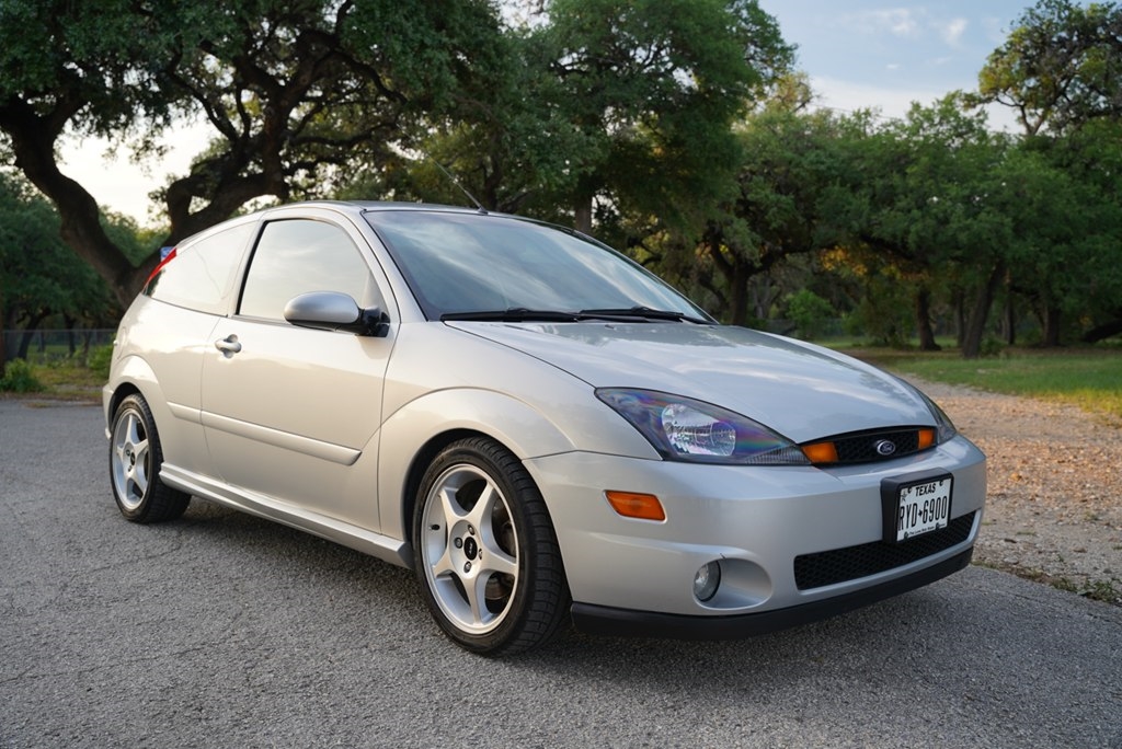Ford Focus ZX3 SVT 2002