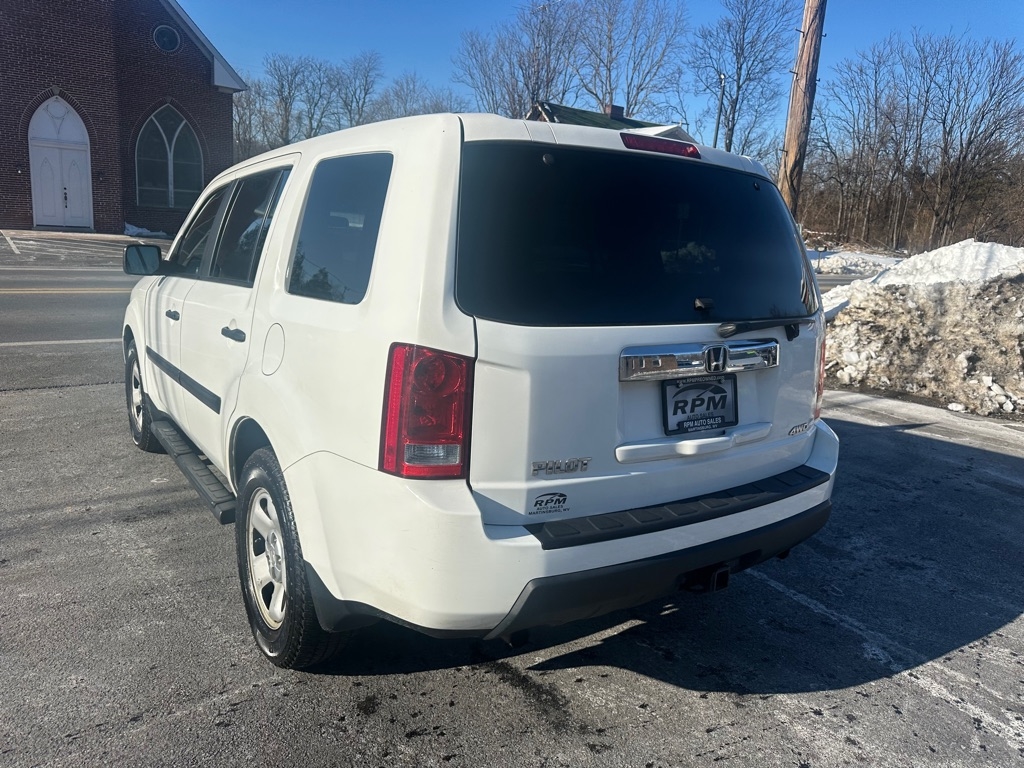 Honda Pilot LX 4WD 5-Spd AT 2011