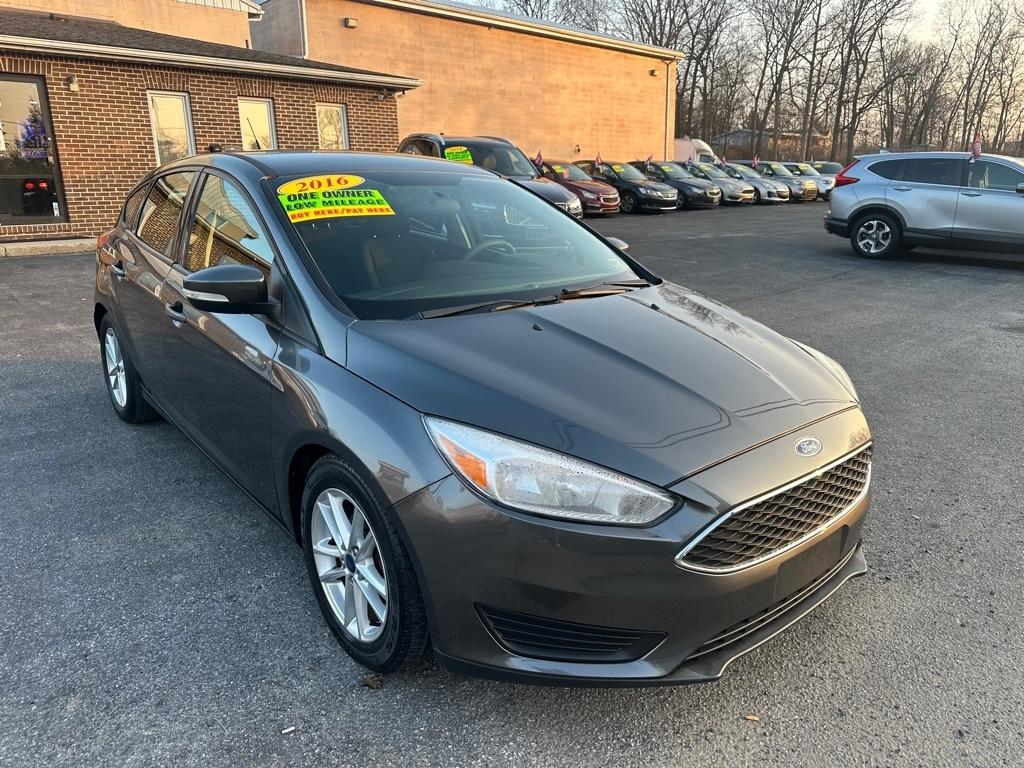 Ford Focus SE Hatch 2016