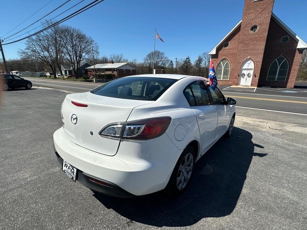 Mazda MAZDA3 i Sport 4-Door 2011