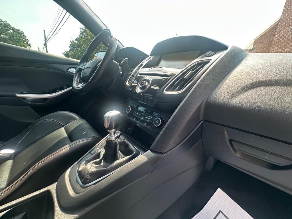 Ford Focus ST Hatch 2015