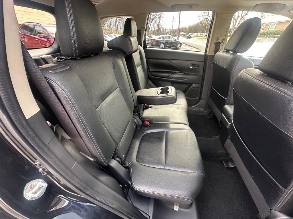 Mitsubishi Outlander SEL AWD 2018