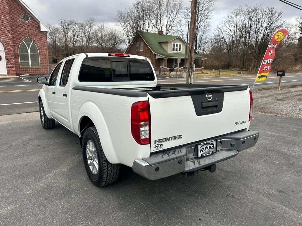 Nissan Frontier SV Crew Cab LWB 5AT 4WD 2016