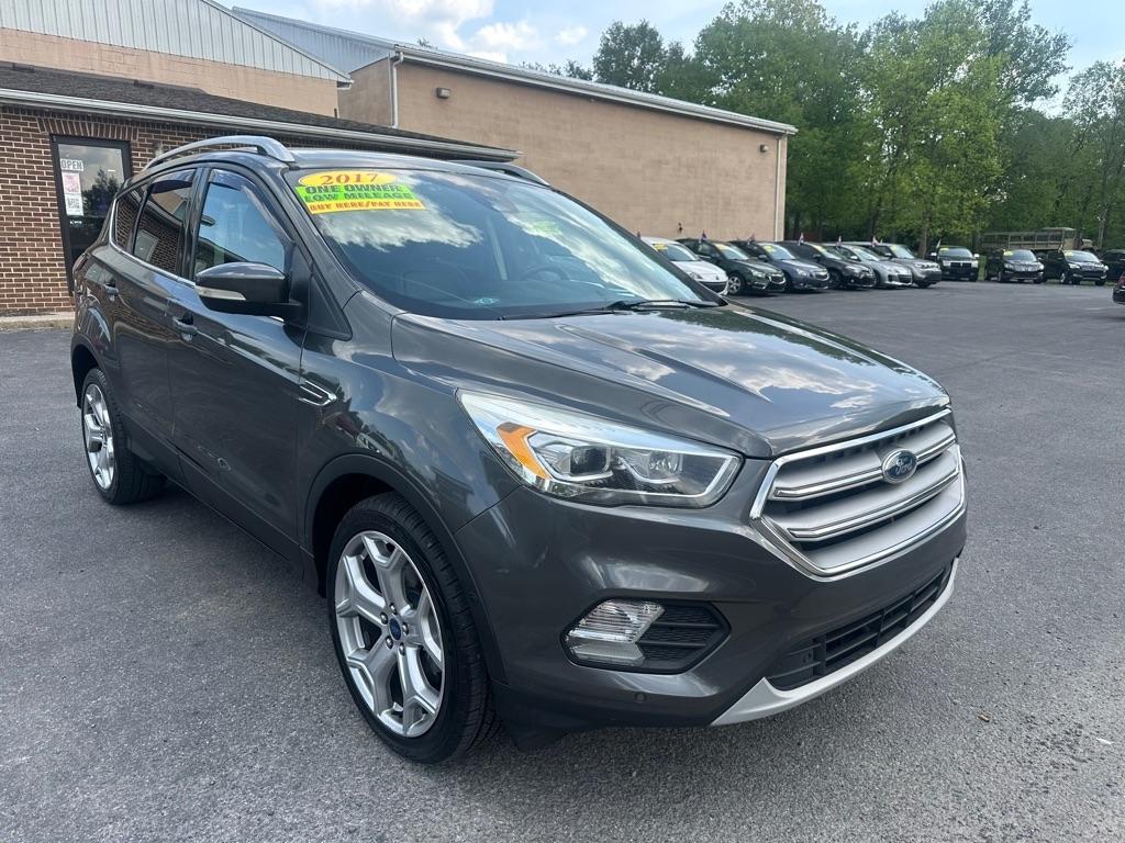 Ford Escape Titanium 4WD 2017