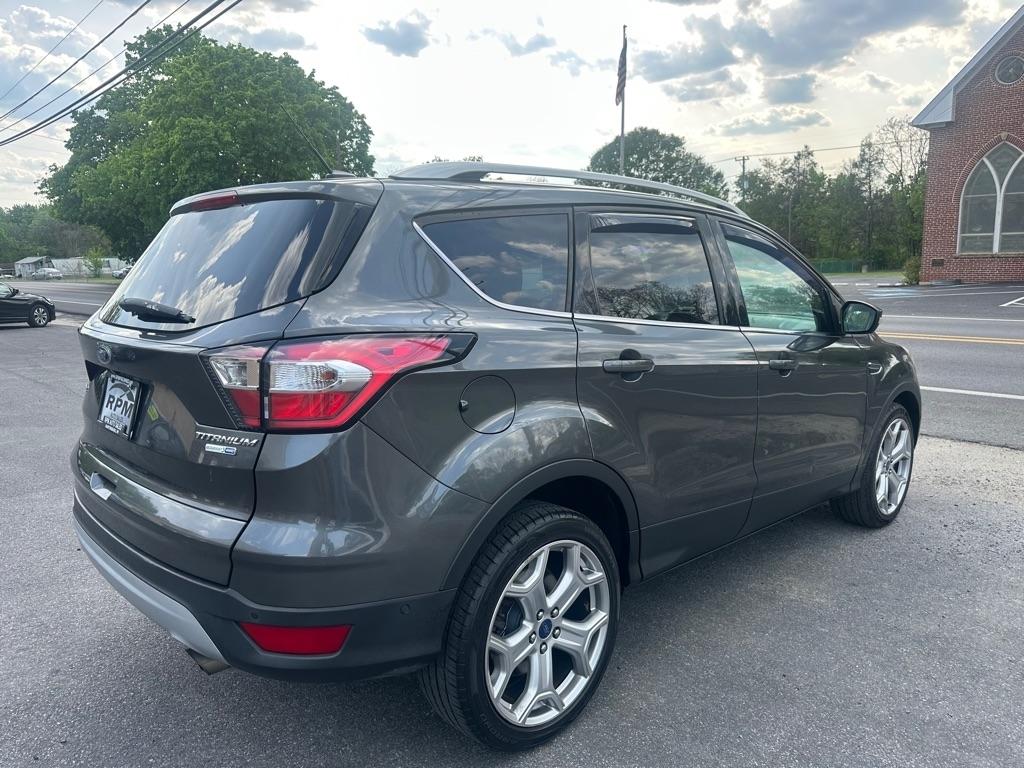 Ford Escape Titanium 4WD 2017