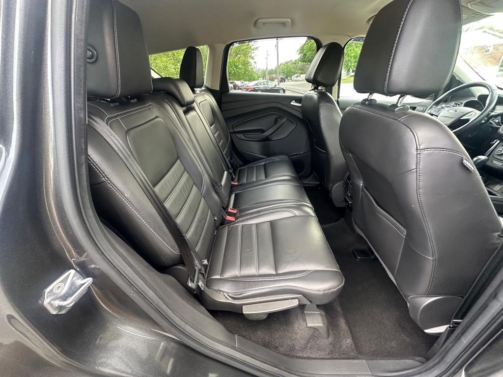 Ford Escape Titanium 4WD 2017