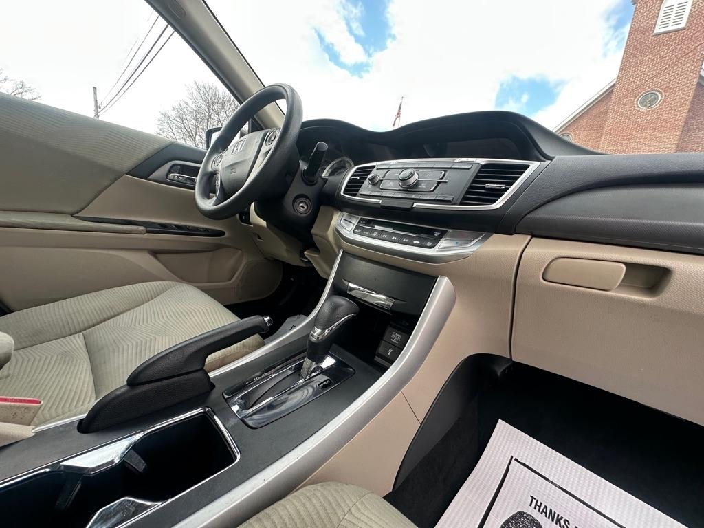 Honda Accord LX Sedan CVT 2015