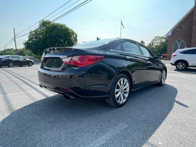 Hyundai Sonata SE Auto 2011