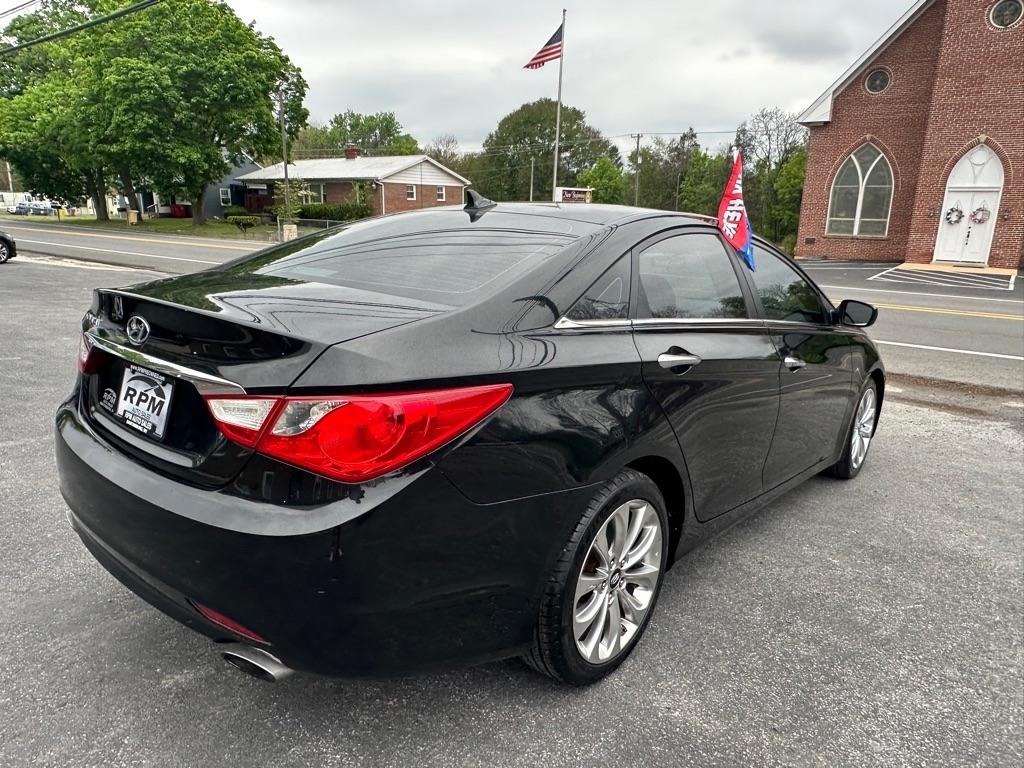 Hyundai Sonata SE Auto 2011