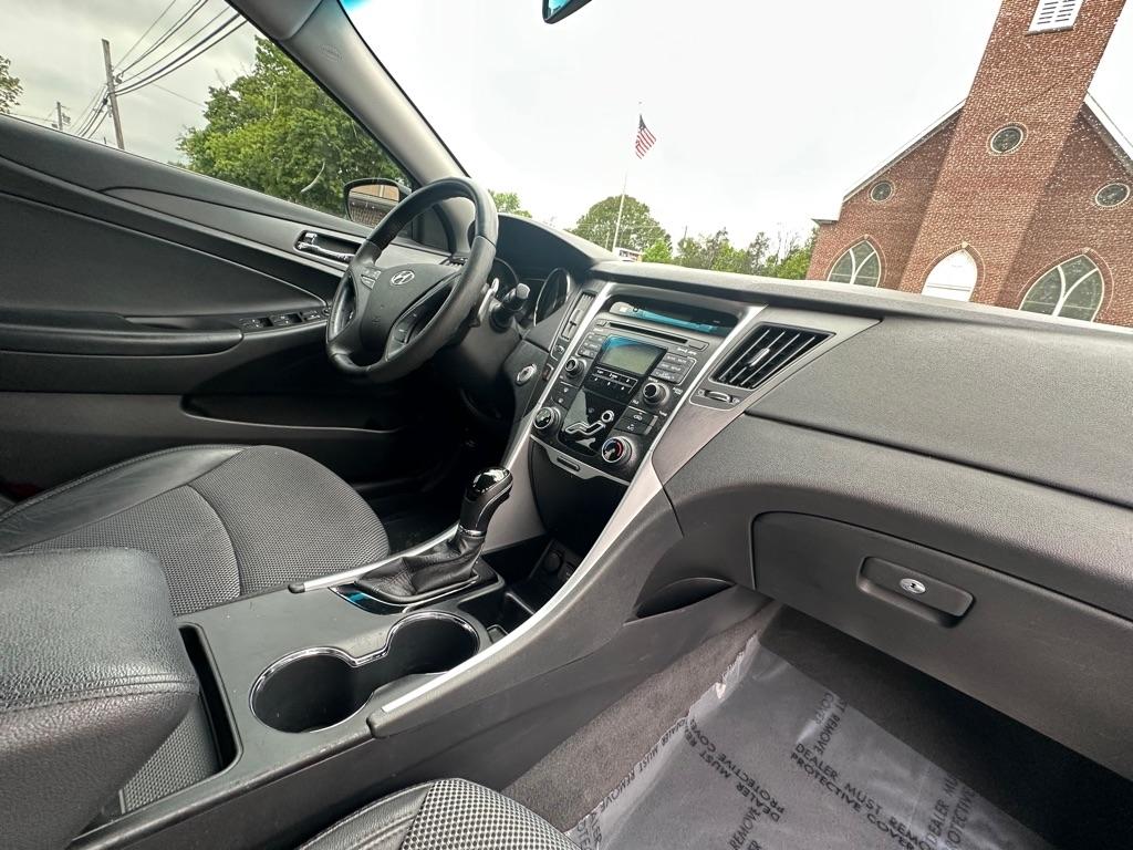 Hyundai Sonata SE Auto 2011