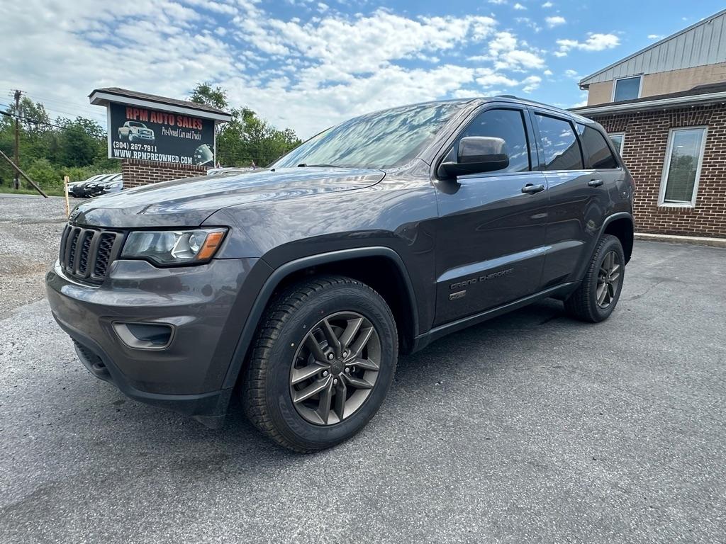 2016 Jeep Grand Cherokee Laredo 4WD