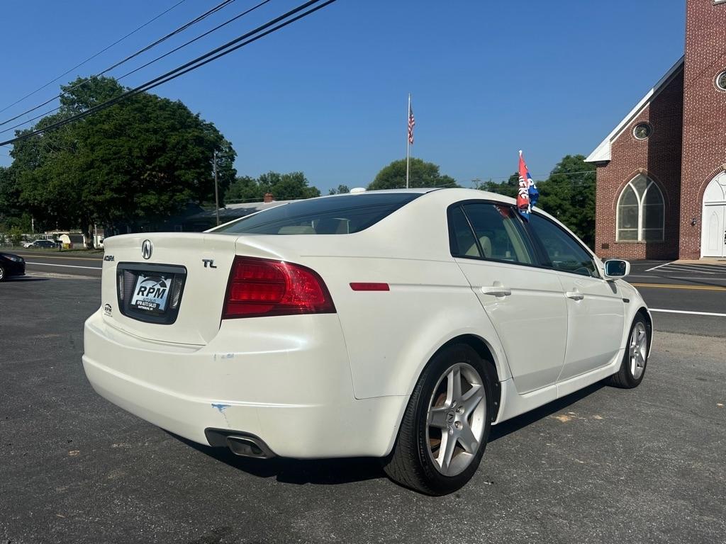 Acura TL 5-Speed AT with Navigation 2006