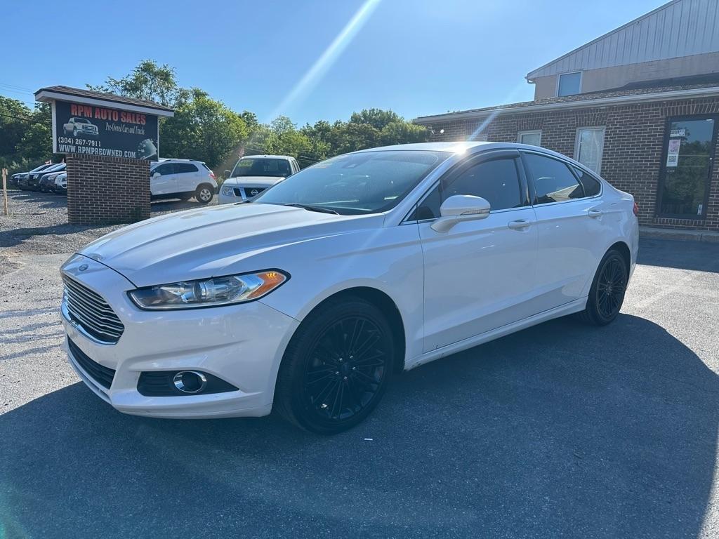 Ford Fusion SE 2016