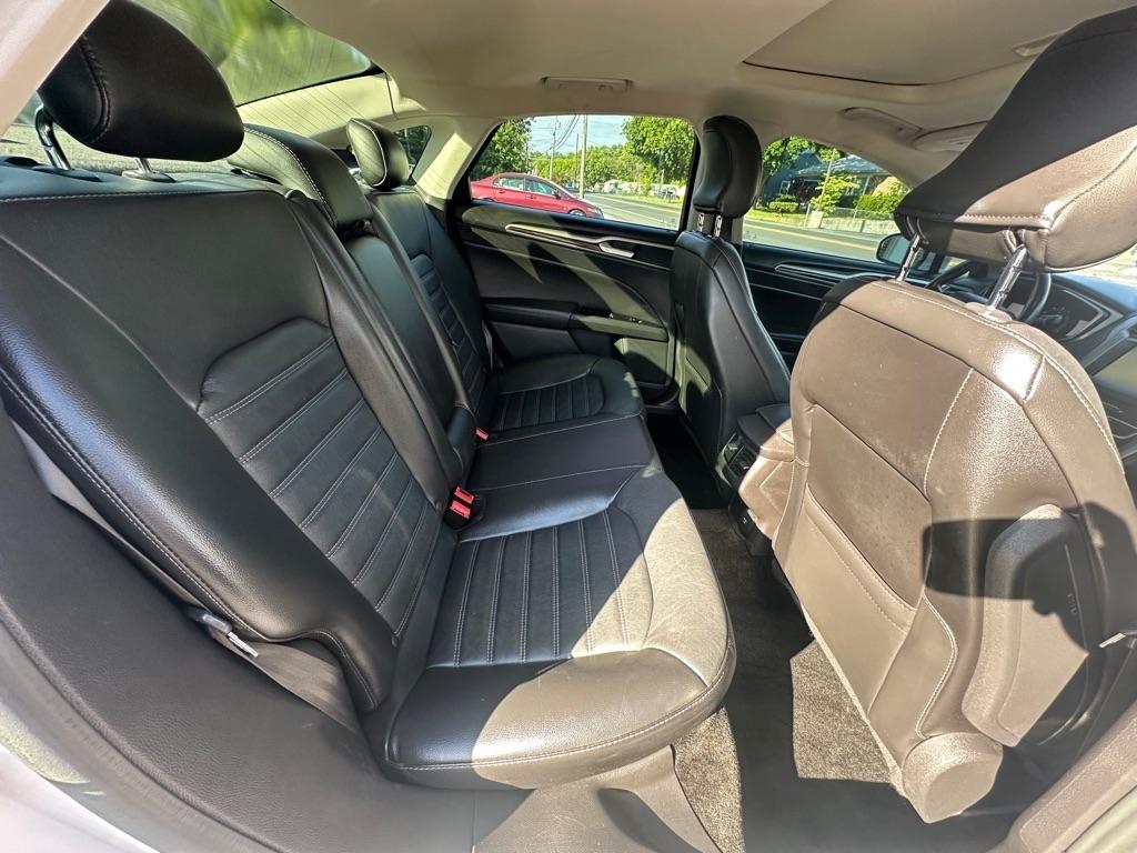 Ford Fusion SE 2016