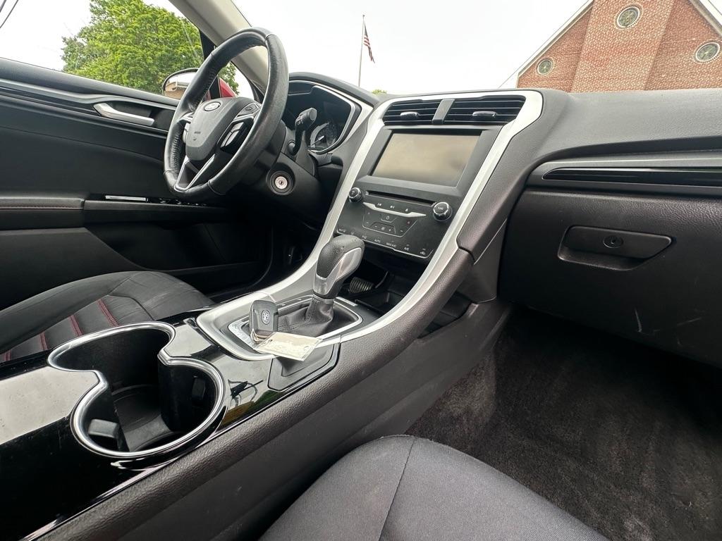 Ford Fusion SE 2014