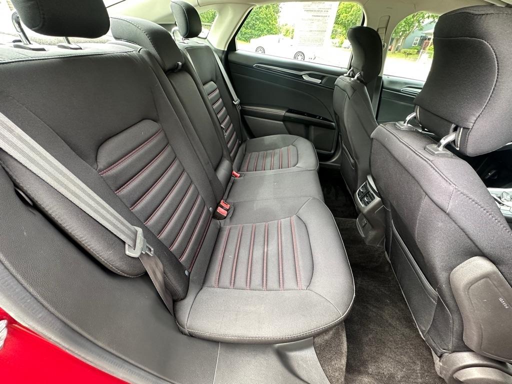 Ford Fusion SE 2014