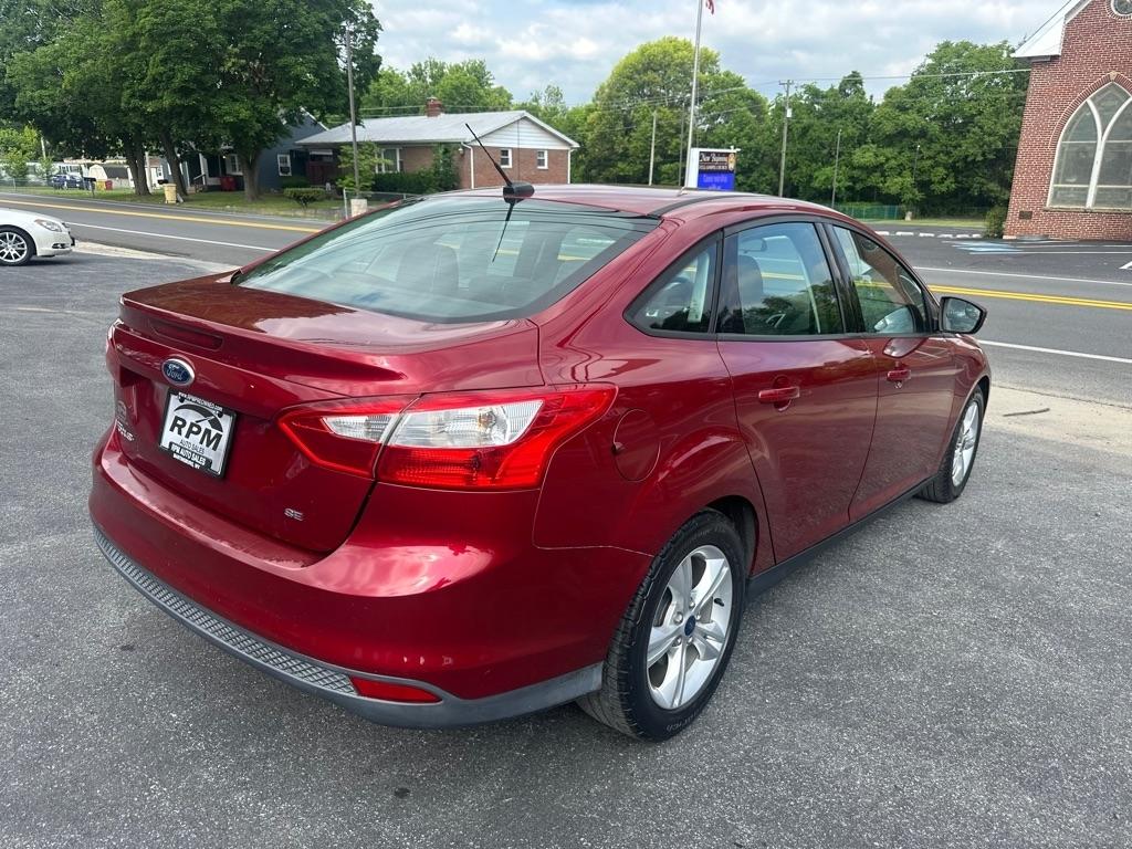 Ford Focus SE Sedan 2014