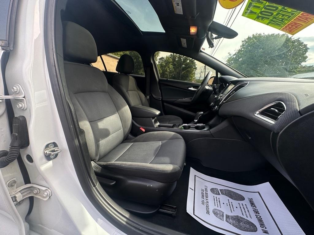 Chevrolet Cruze LT Auto Hatchback 2018