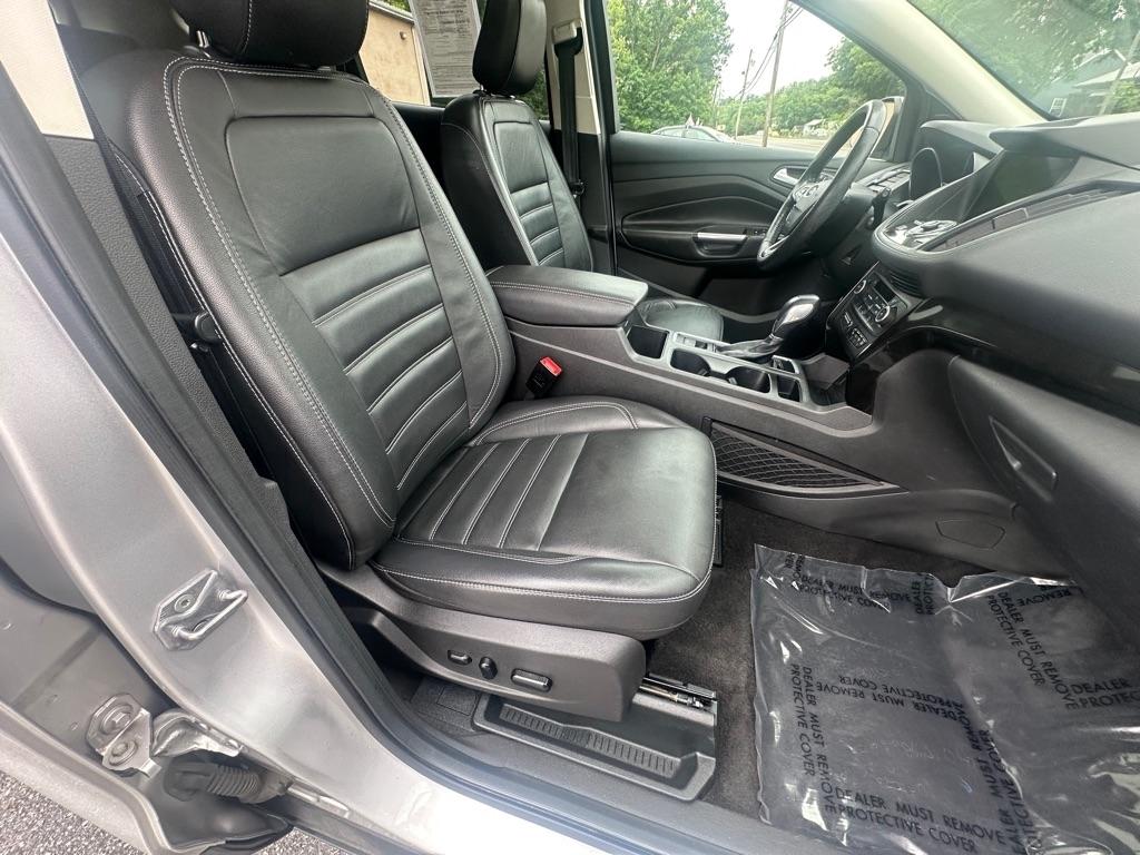 Ford Escape Titanium 4WD 2019