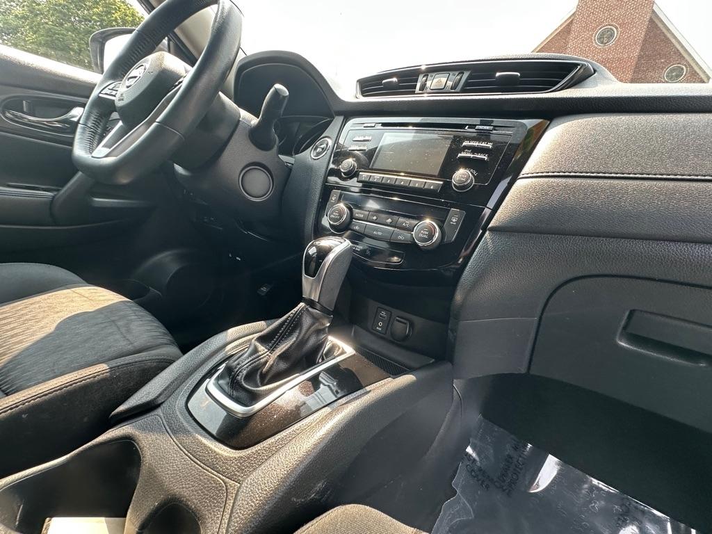 Nissan Rogue SV AWD 2017