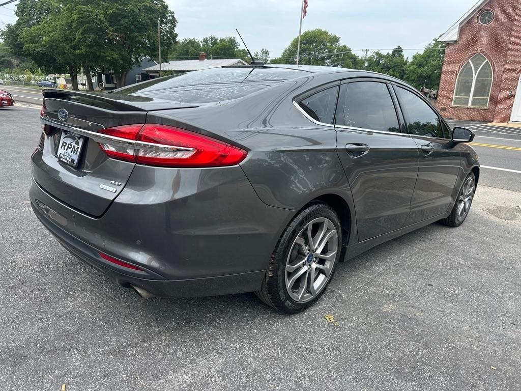Ford Fusion SE 2017