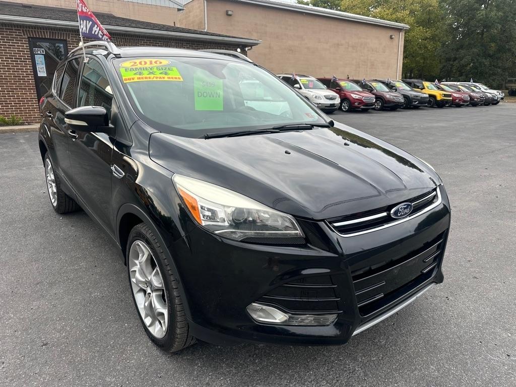 Ford Escape Titanium 4WD 2016