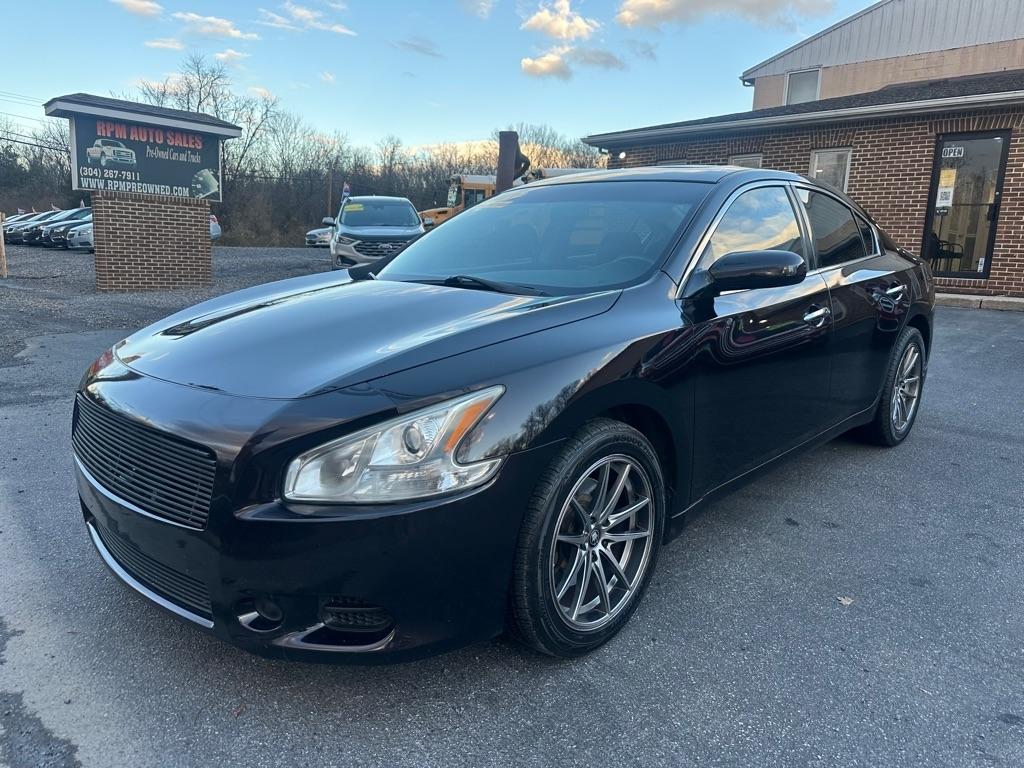 Nissan Maxima S 2014
