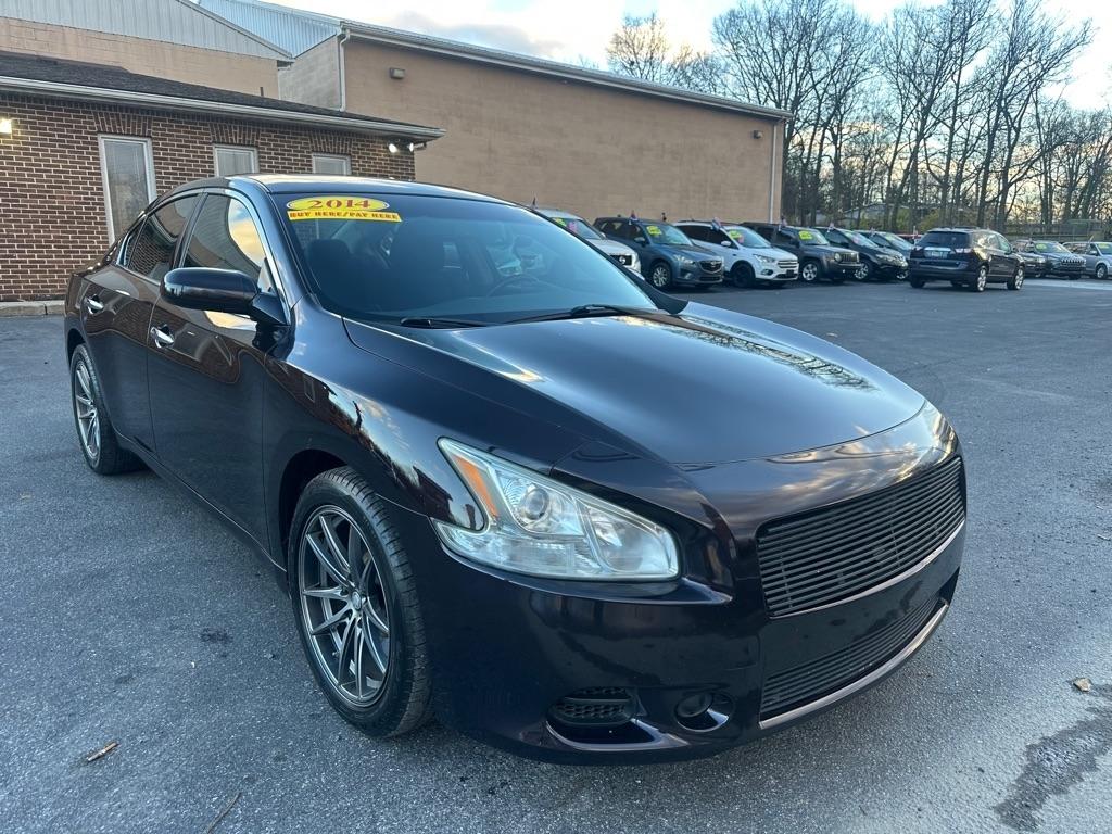 Nissan Maxima S 2014