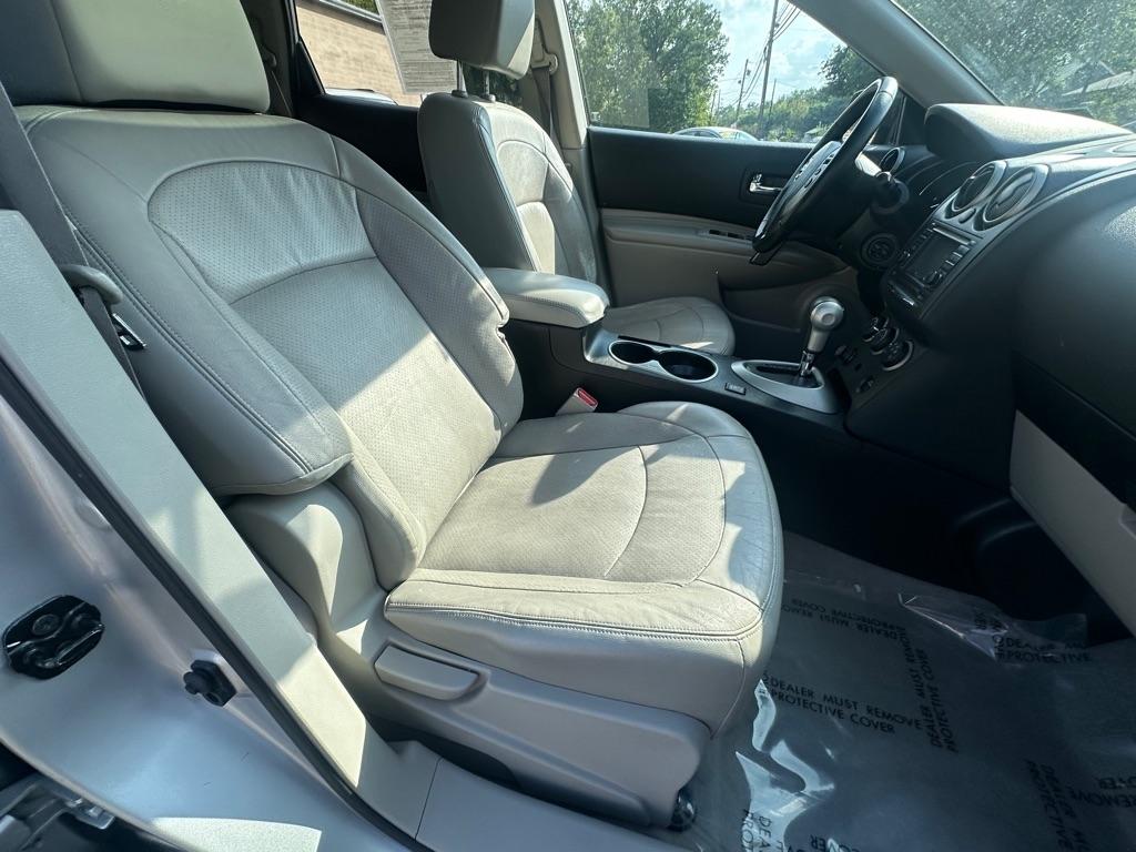 Nissan Rogue S AWD 2013