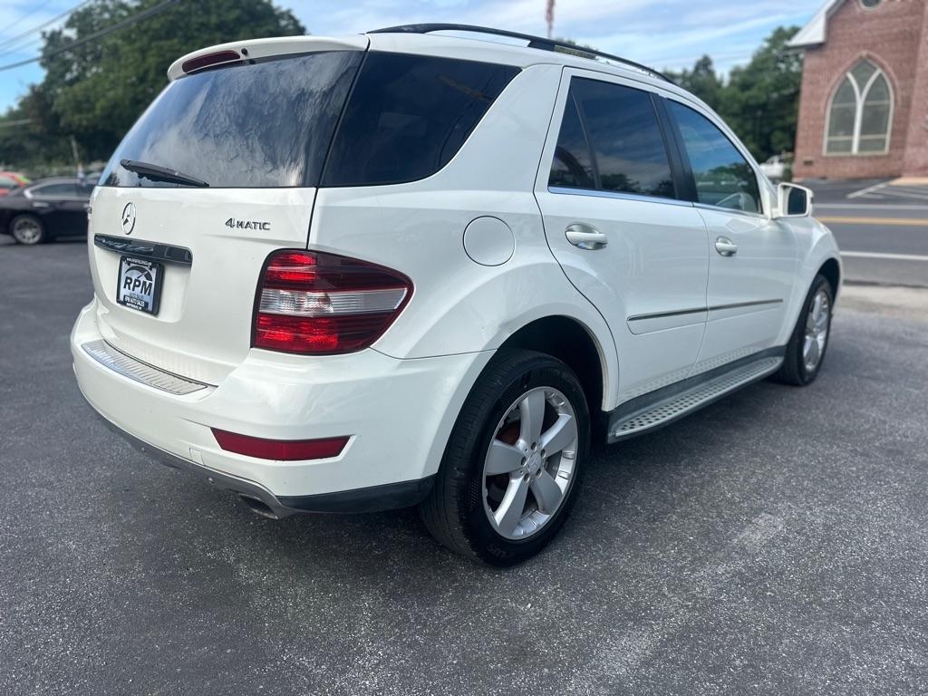Mercedes-Benz M-Class ML350 4MATIC 2011