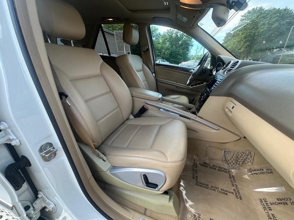 Mercedes-Benz M-Class ML350 4MATIC 2011