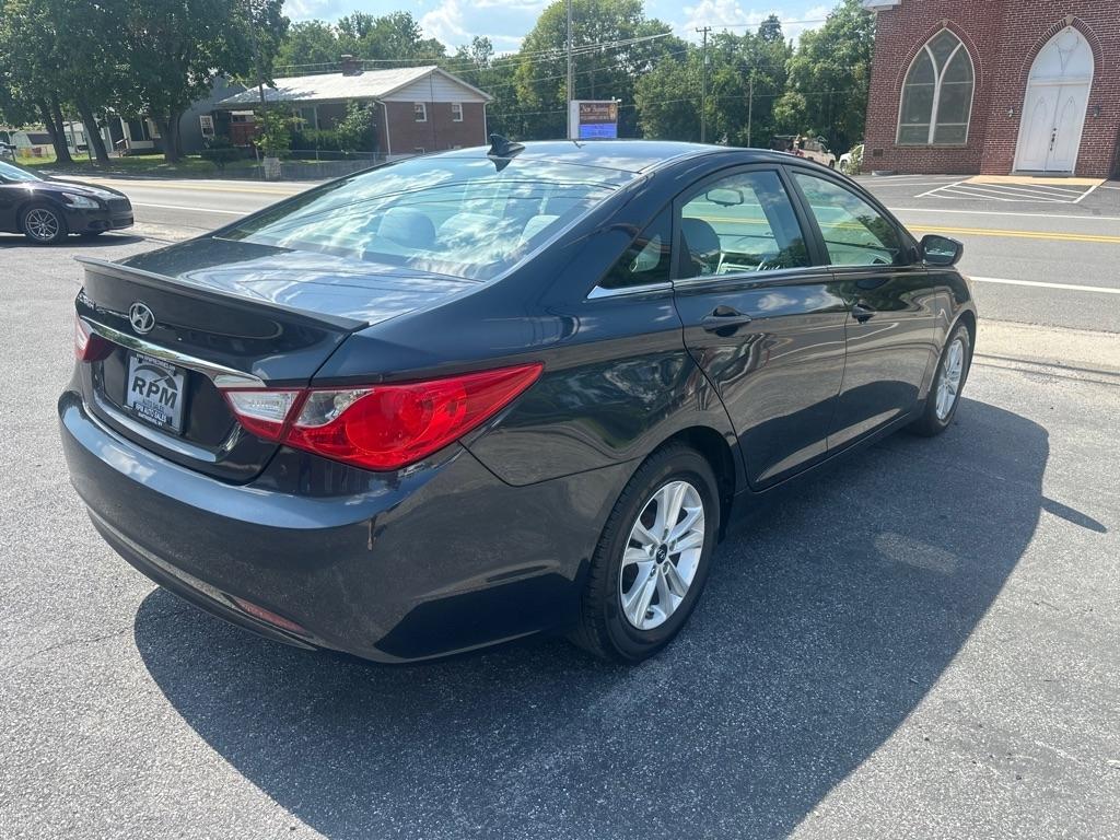 Hyundai Sonata GLS 2013