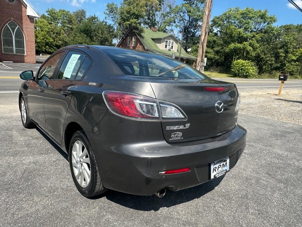 Mazda MAZDA3 i Touring AT 4-Door 2013