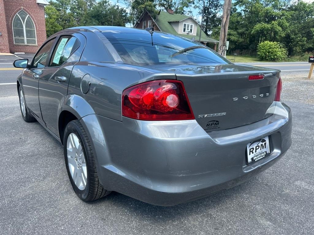Dodge Avenger Base 2013