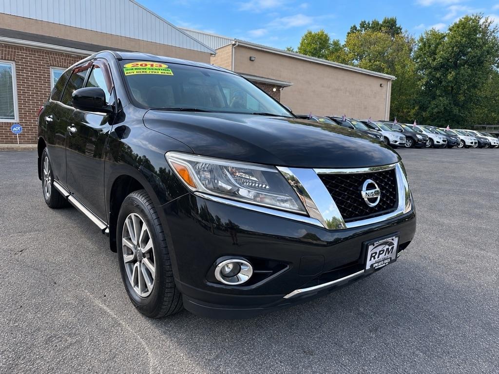 Nissan Pathfinder S 2WD 2013