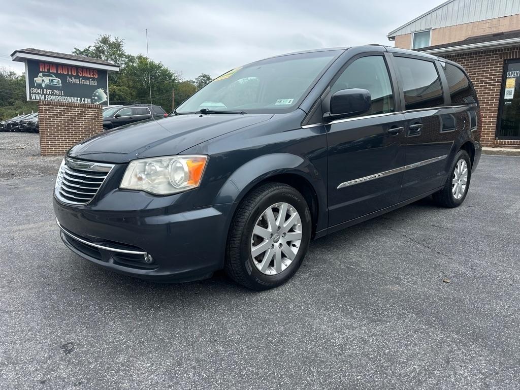 2013 Chrysler Town & Country Touring