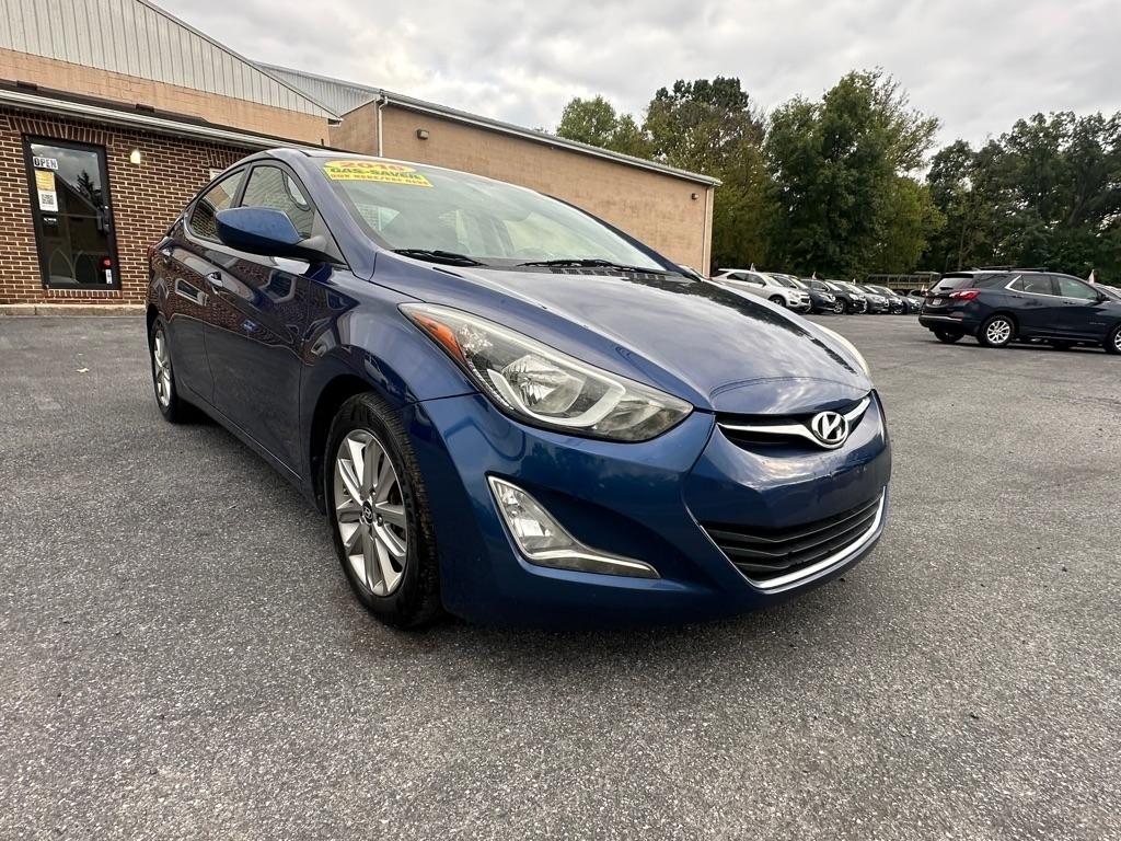 Hyundai Elantra SE 6AT 2016