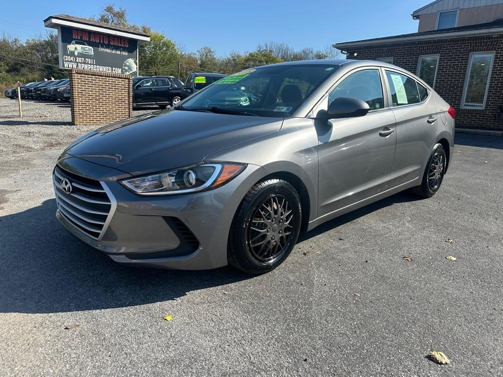2018 Hyundai Elantra SE 6AT