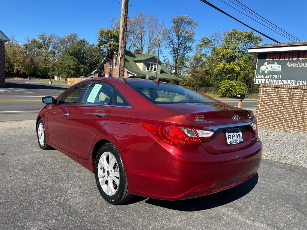 Hyundai Sonata SE Auto 2011