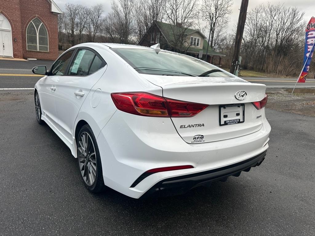 Hyundai Elantra 6AT 2017