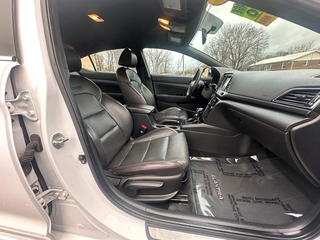Hyundai Elantra 6AT 2017
