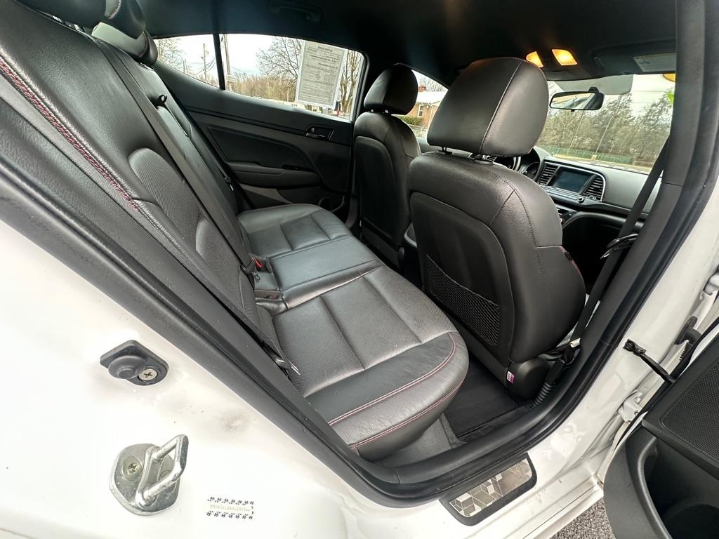 Hyundai Elantra 6AT 2017