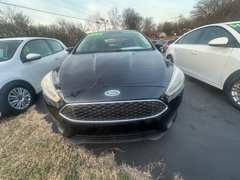 2017 Ford Focus SE Sedan