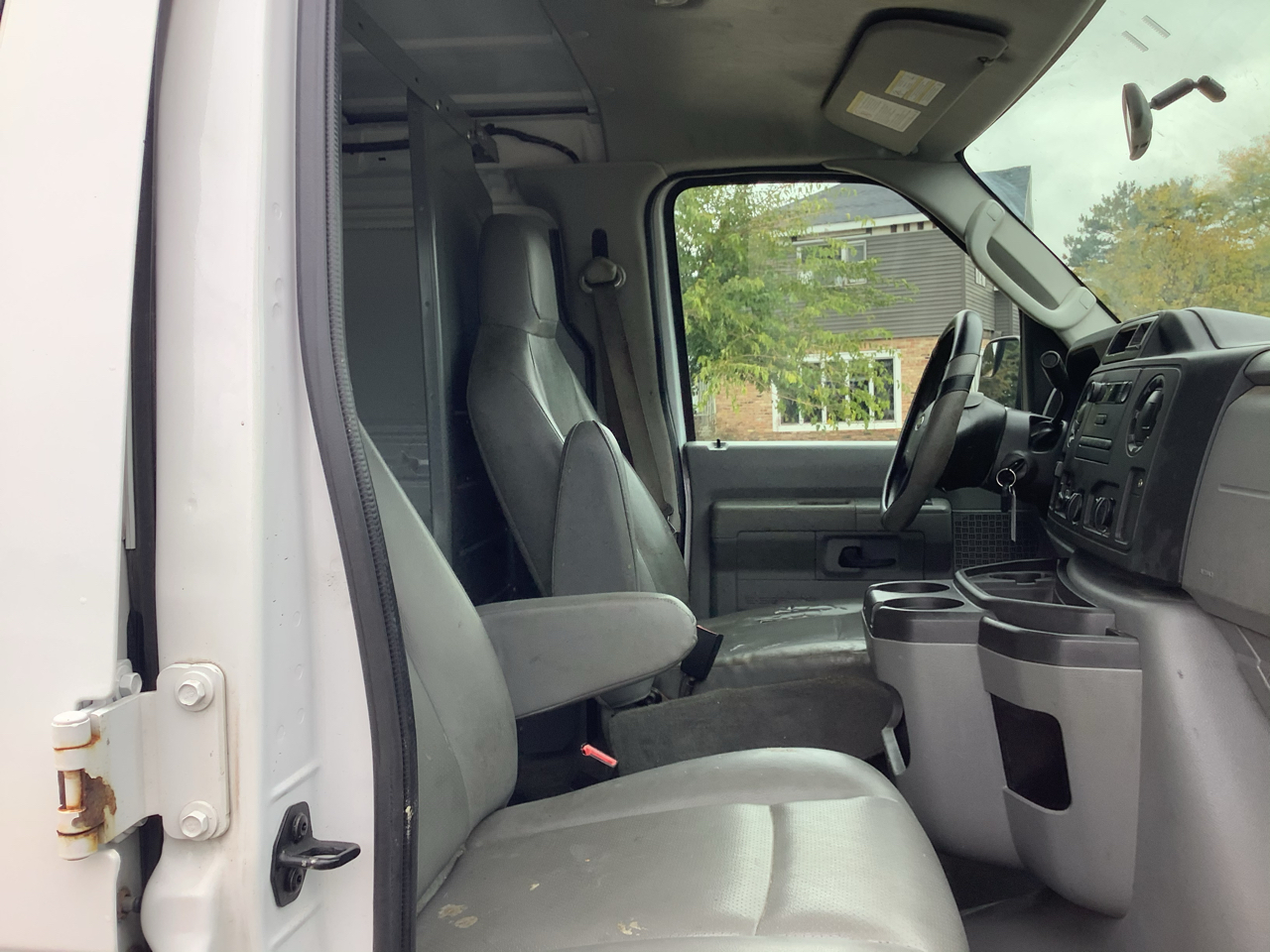 Ford Econoline E-250 Extended 2014