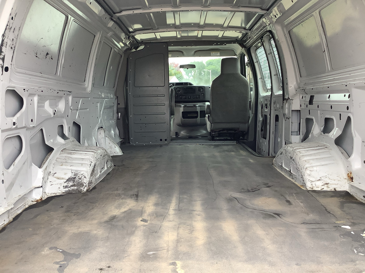 Ford Econoline E-250 Extended 2014