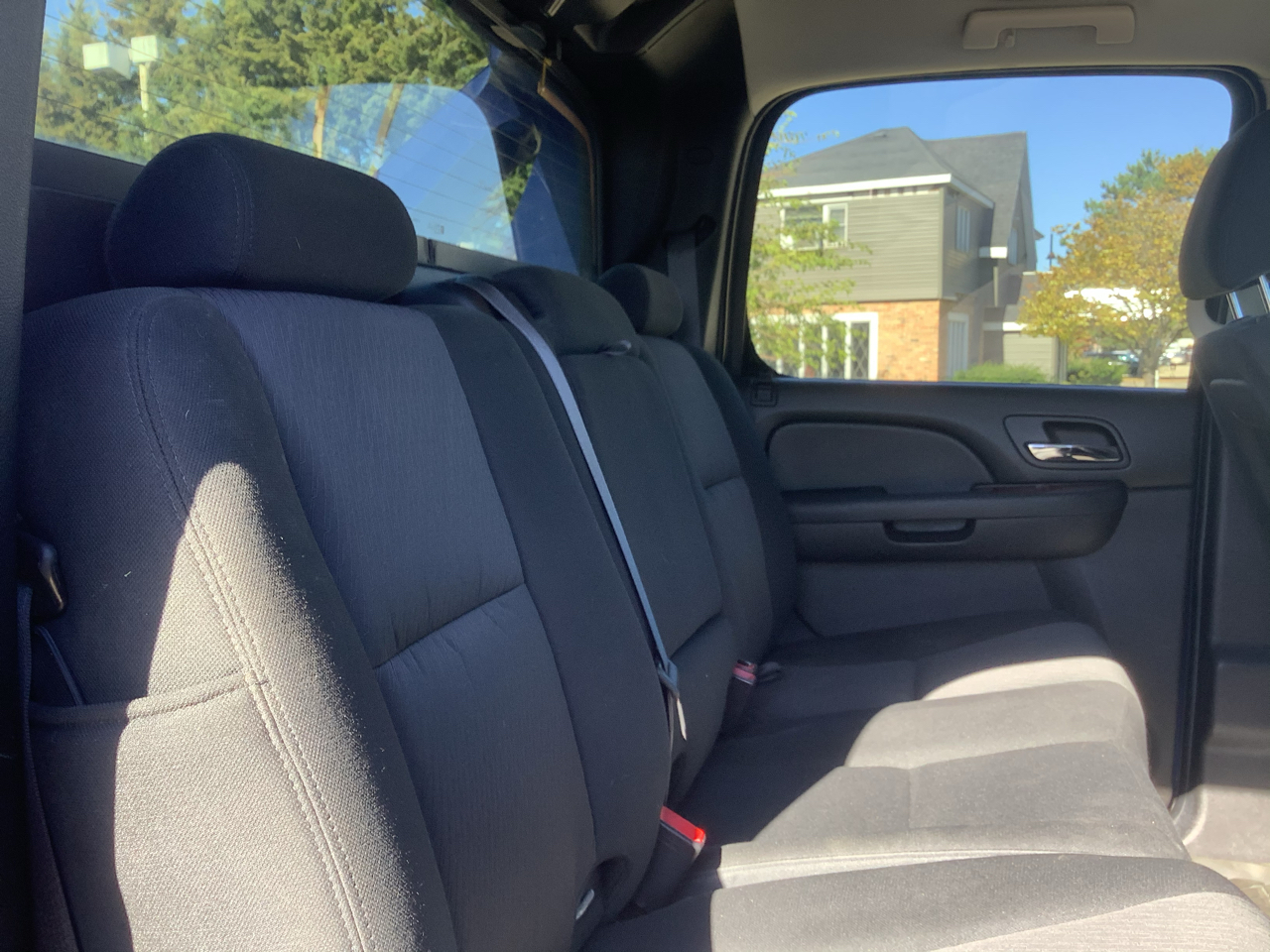 Chevrolet Avalanche LS 4WD 2013