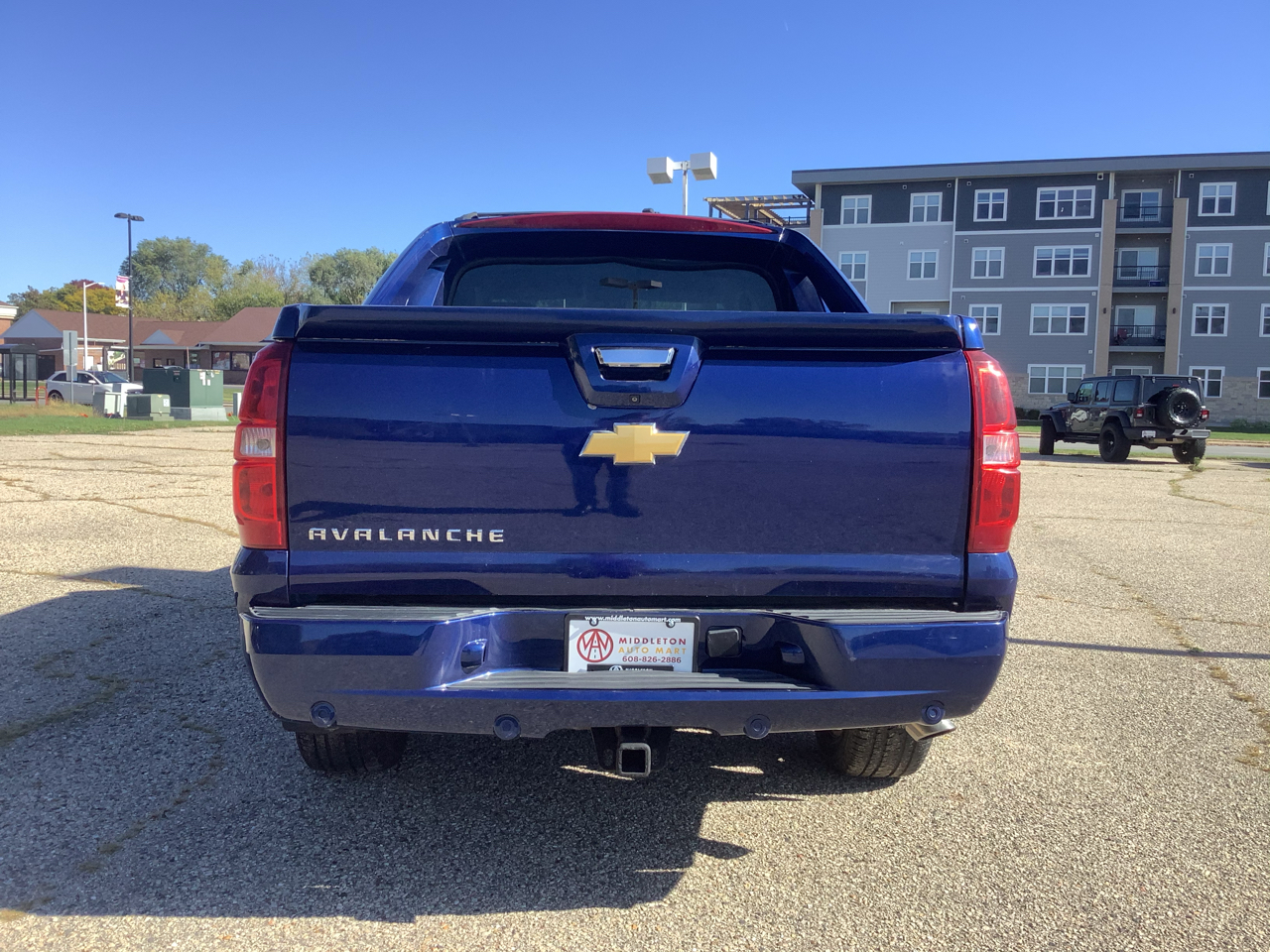 Chevrolet Avalanche LS 4WD 2013