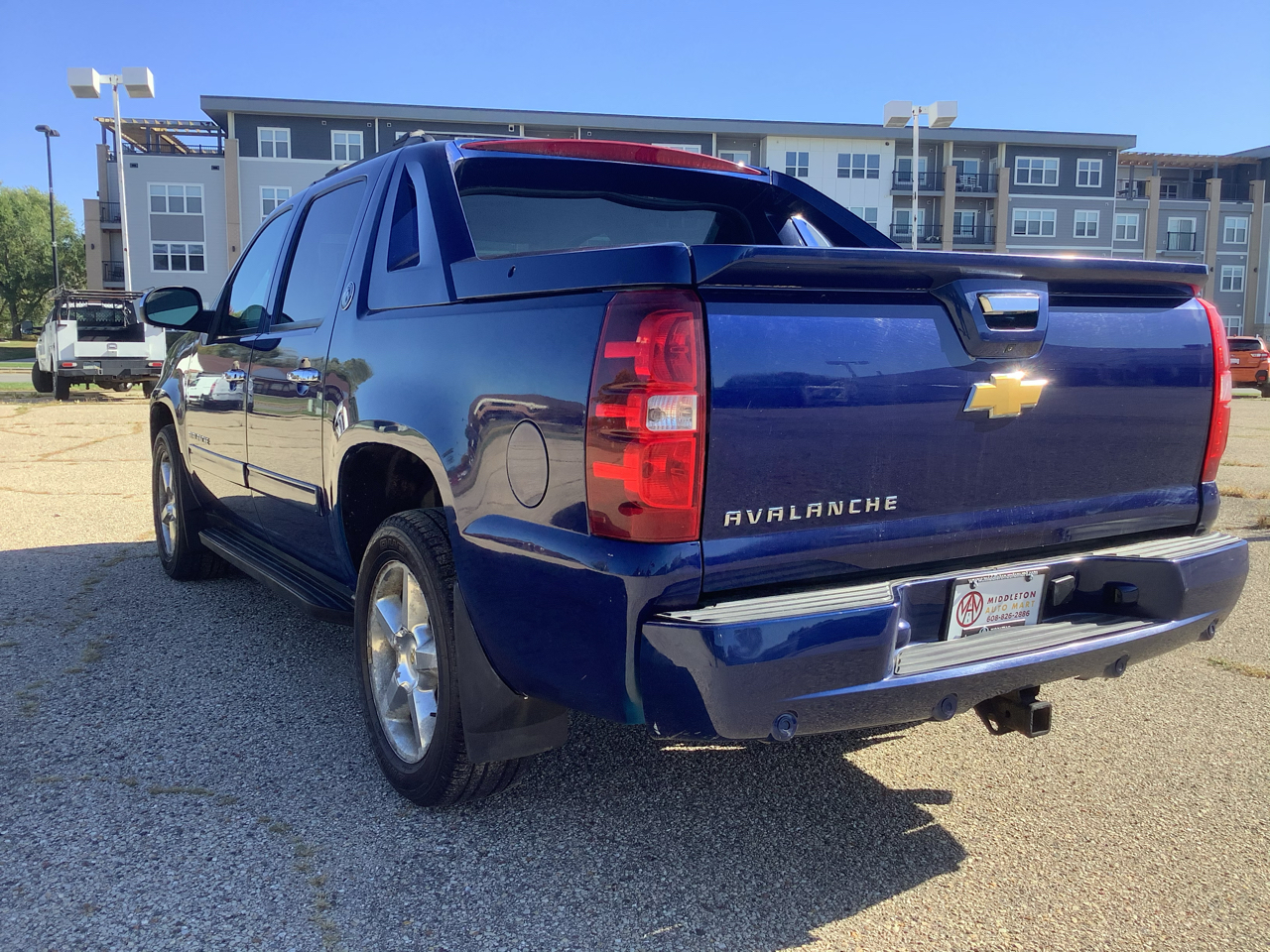 Chevrolet Avalanche LS 4WD 2013