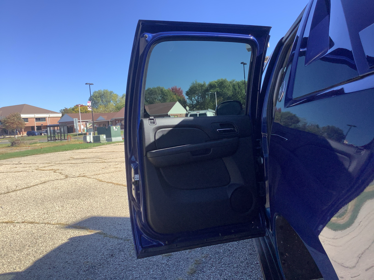Chevrolet Avalanche LS 4WD 2013